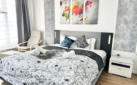 Design Apartment Dresden Centre - Enjoy And Relax